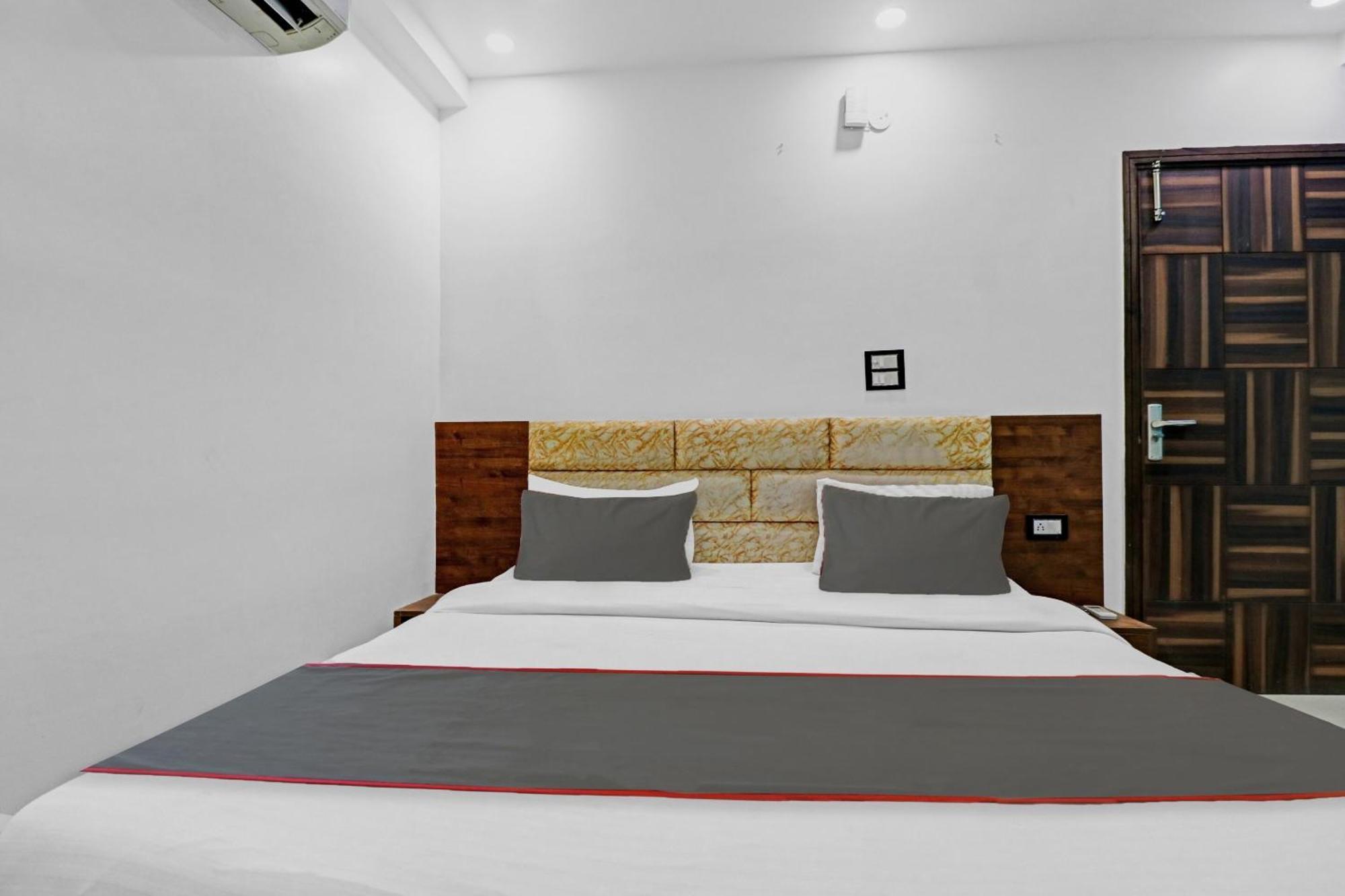 Hotel O Bharat Stay Near Indira Gandhi International Airport نيودلهي المظهر الخارجي الصورة